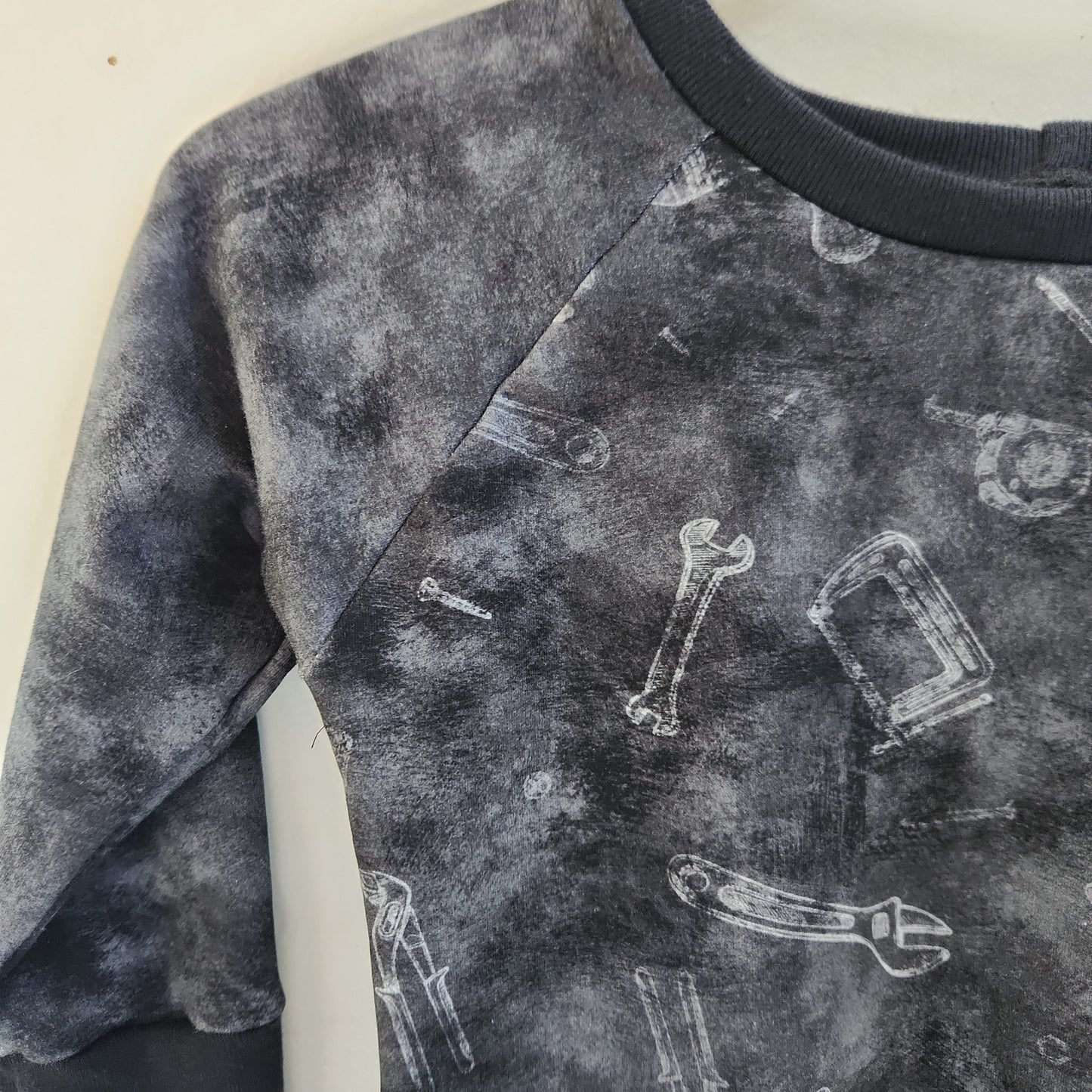 Tools Grow-with-me Crewneck
